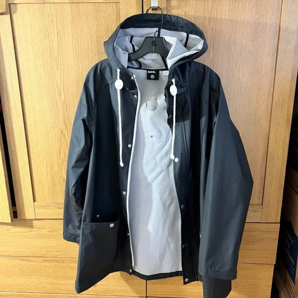 Urban Outfitters BDG BLACK PVC RUBBERIZED hooded Raincoat Vinyl Waterproof sz L